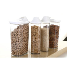 Easy flow storage jars with screw lids